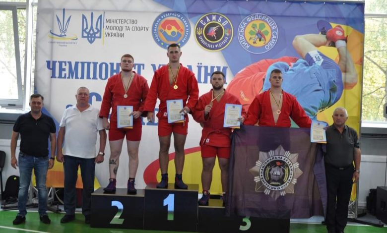 Спортсмен з Чернігівщини здобув «золото» та «срібло» на Чемпіонаті України з боротьби самбо