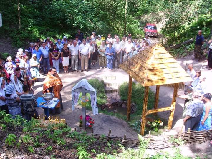 У громаді на Чернігівщині є джерело, вода із якого вважається цілющою
