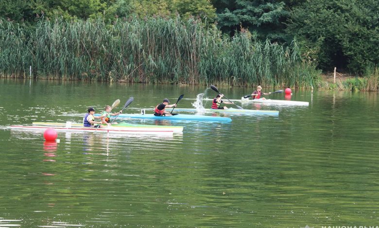 У пам’ять про загиблого поліцейського Дмитра Музирьова в Чернігові відбувся чемпіонат з веслування на байдарках і каное