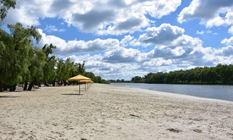 Вода в районі пляжу «Золотий берег» не відповідає гігієнічним нормам