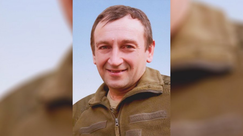 Загинули під час виконання бойового завдання: на Чернігівщині поховали двох бійців