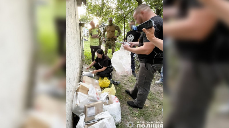 Торгували фейковою сільгосптехнікою: на Чернігівщині викрили групу, яка працювала по всій Україні