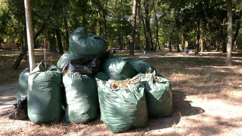 "Непереможний Чернігів": шестеро депутатів Чернігівської міськради об’єдналися в позафракційну групу волонтерів