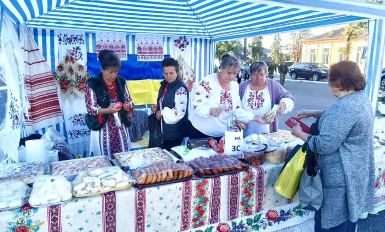 На Чернігівщині на благодійному ярмарку назбирали понад 160 тисяч гривень для військових