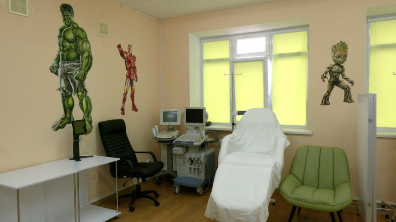 Можна робити процедури та дивитись телевізор: скільки витратили на "Палату героїв" у дитячій лікарні в Чернігові