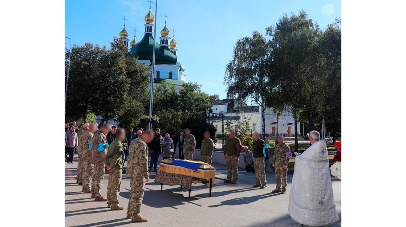 У Ніжині поховали бійця Миколу Киричка з позивним "Іспанець"