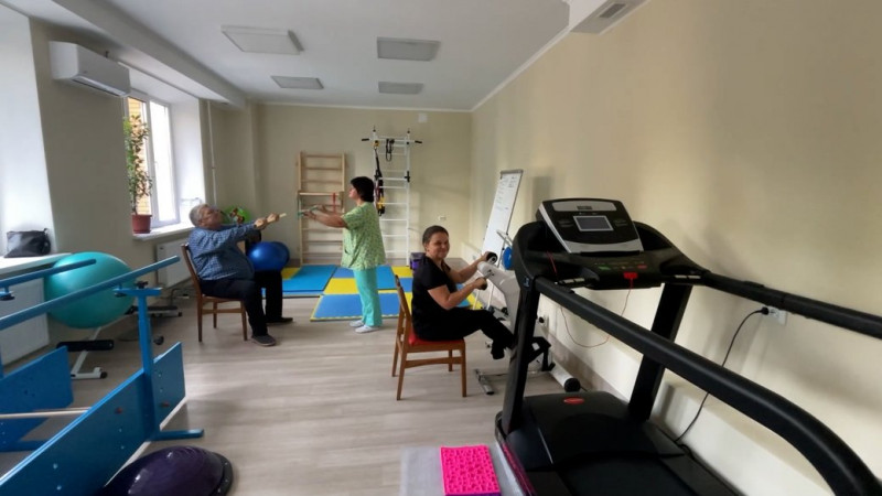 Можна робити процедури та дивитись телевізор: скільки витратили на "Палату героїв" у дитячій лікарні в Чернігові