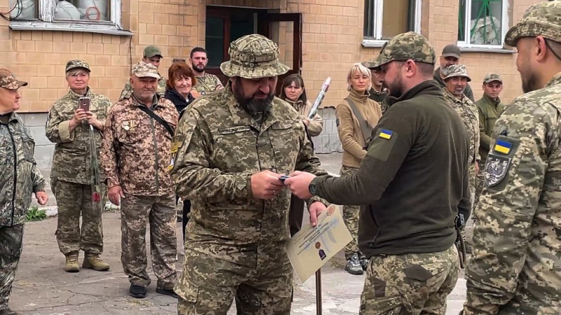 У громаді на Чернігівщині зібрали понад 1 000 кілограмів каштанів, щоб допомогти ЗСУ