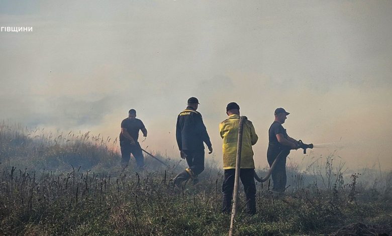 На Чернігівщині ліквідовано масштабну торф’яну пожежу (Фото)