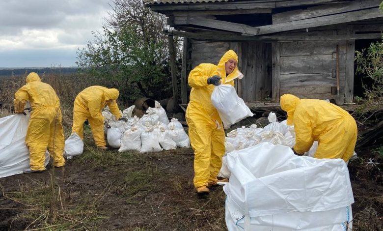 На Чернігівщині у п’ятьох громадах утилізували понад 30 тонн пестицидів