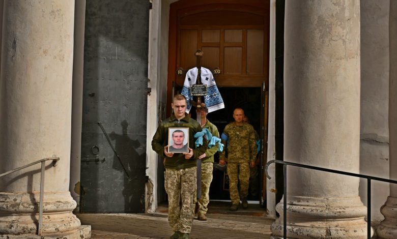 Ніжин провів в останню путь захисника Авдацького Василя