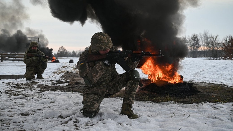 Дитсадки й підтримка ЗСУ: Брижинський після зустрічі з депутатами міськради заявив, що погодить низку бюджетних рішень