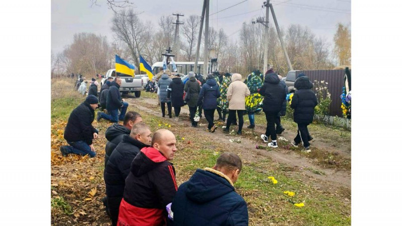 Дві громади на Чернігівщині попрощалися із загиблими бійцями – Володимиром Совою та Вадимом Ковалем