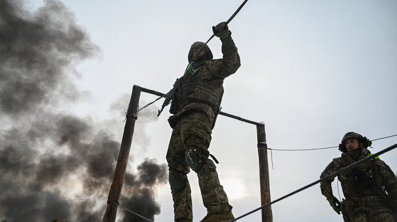 "Перемога — найголовніша мотивація": як навчаються військові в одному з центрів підготовки підрозділів на Чернігівщині