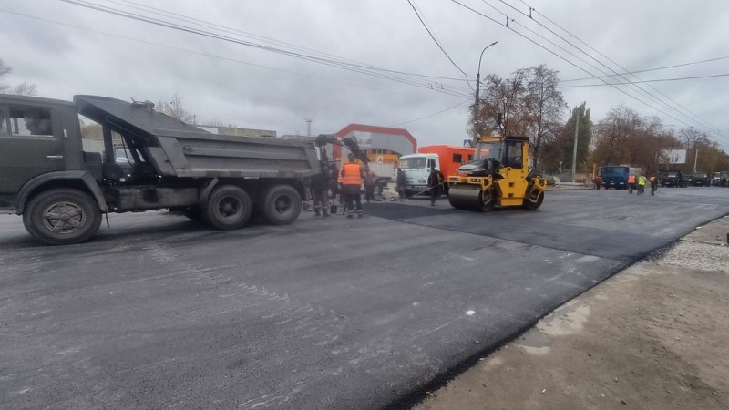 Заплановане відкриття проїзду вулицею Івана Мазепи у Чернігові перенесли: в чому причина