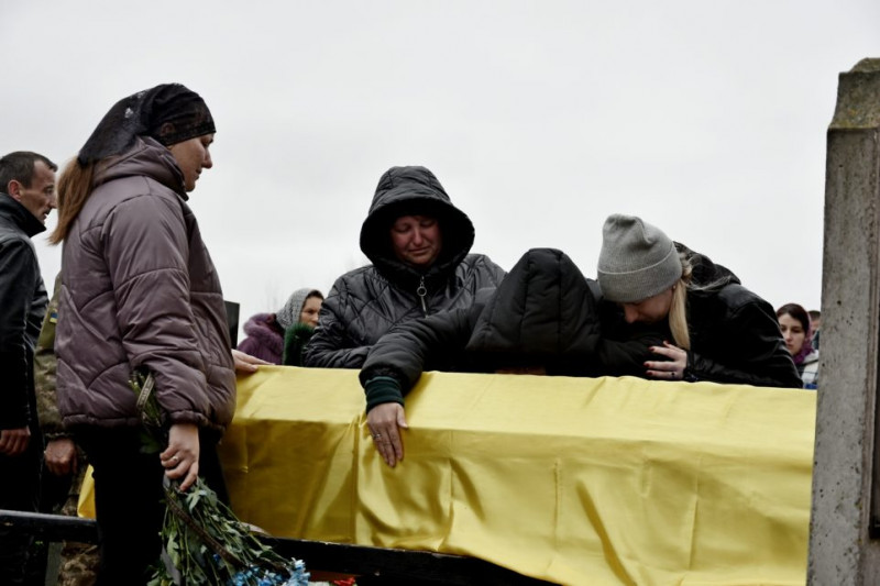 На Чернігівщині в останню путь провели нацгвардійця, який дев’ять місяців вважався зниклим безсвісти 