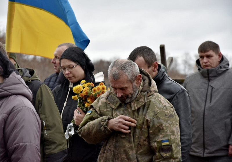 На Чернігівщині в останню путь провели нацгвардійця, який дев’ять місяців вважався зниклим безсвісти 