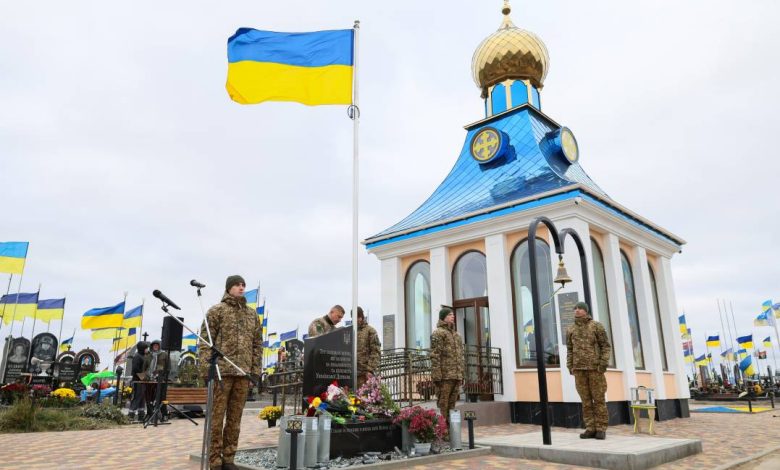 На кладовищі «Яцево» у Чернігові відкрили відновлену капличку на честь полеглих воїнів (Фото)