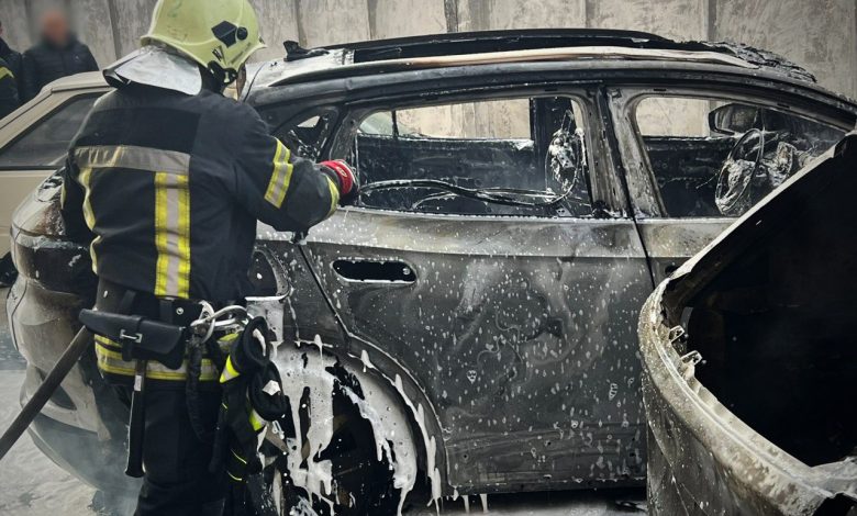 Першим спалахнув «БМВ»: стали відомі причини займання автівок у мікрорайоні Масани (Фото)