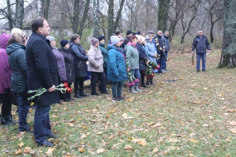 У селі на Чернігівщині встановили меморіали двом загиблим воїнам