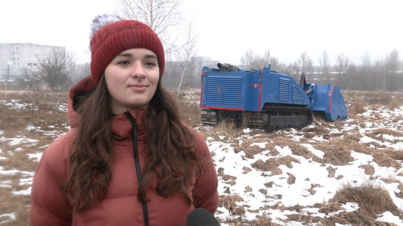 Вивчають характеристики машин та вчаться керувати: у Чернігові провели курс з механізованого розмінування для ветеранів