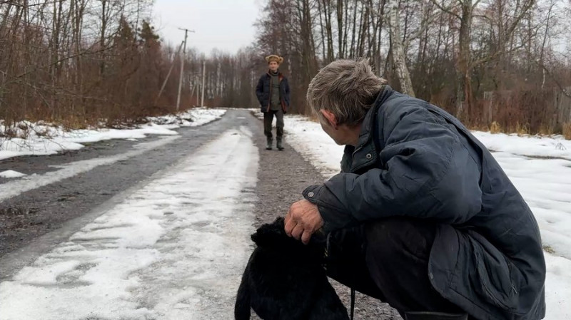 Новий рік без телевізора, інтернету та на самоті: як відзначають свято двоє останніх жителів одного із сіл Чернігівщини