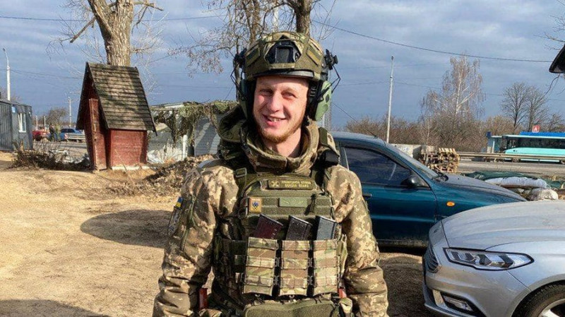 У Чернігові попрощалися зі старшим сержантом Валерієм Коржем, який отримав несумісні з життям поранення у бою