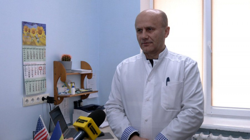 "Летів низько, зачепився за дерево і здетонував": як ліквідовують наслідки вибуху "шахеда" у Корюківці на Чернігівщині