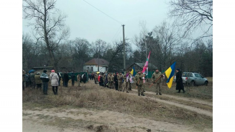 У Ріпкинській громаді на Чернігівщині попрощалися із захисником Євгенієм Сухоруковим