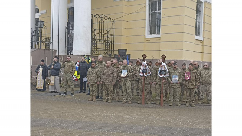 На Чернігівщині попрощалися з двома солдатами — Олександром Джемуратовим та Андрієм Александровим