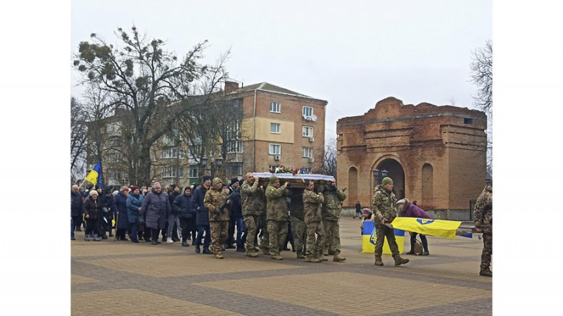 На Чернігівщині попрощалися з двома солдатами — Олександром Джемуратовим та Андрієм Александровим