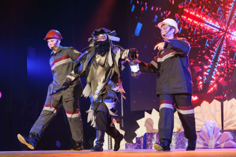 Чаклунка, міфічні істоти та подорож загадковими куточками України: казкова прем’єра в чернігівській філармонії (Фото)