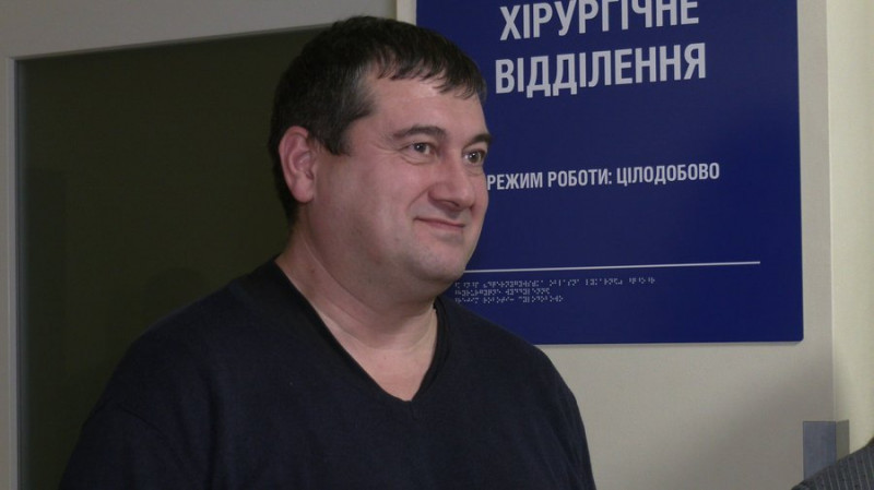 Зупинили серце на 67 хвилин: у Чернігівській обласній лікарні вперше провели операцію на відкритому серці