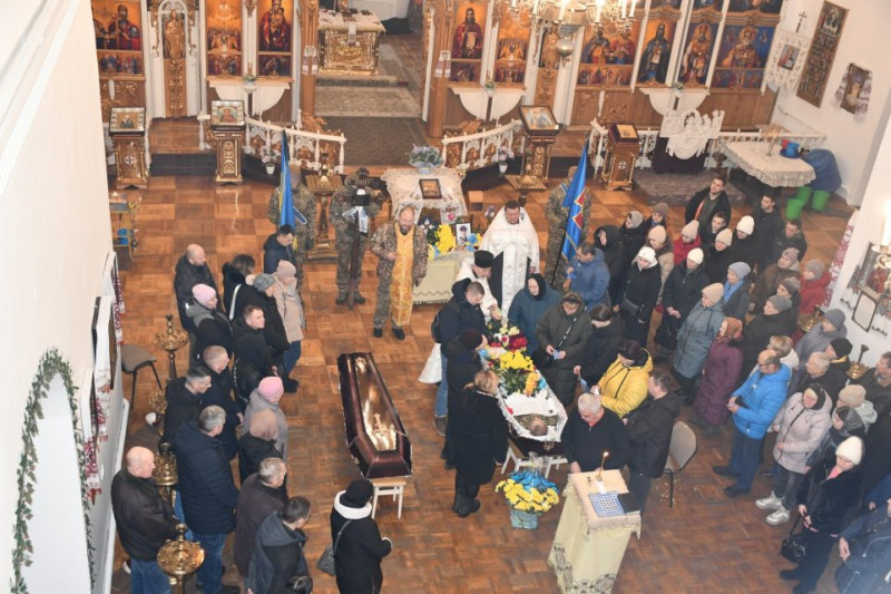 На Чернігівщині попрощалися із загиблим військовим