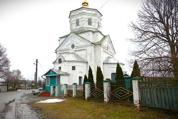 Пристрасті довкола Вознесенської церкви в Коропі: поки її не передадуть громаді ПЦУ