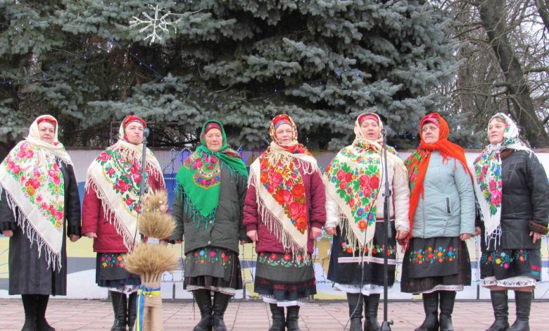 Святкове дійство з нагоди Різдва Христового: давні традиції та підтримка ЗСУ (Фото)