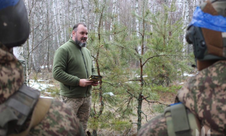 Вогонь миру засяяв на позиціях захисників Чернігівщини (Фото)