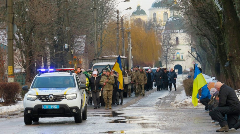 На Чернігівщині попрощалися з Олександром Антоненком, Сергієм Морозом та Олександром Мовпаном, які загинули на фронті