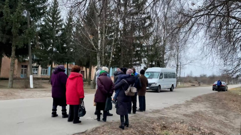 Стріляли з міномета, артилерії, скидали вибухівку з БпЛА: війська РФ атакували три прикордонні громади Чернігівщини