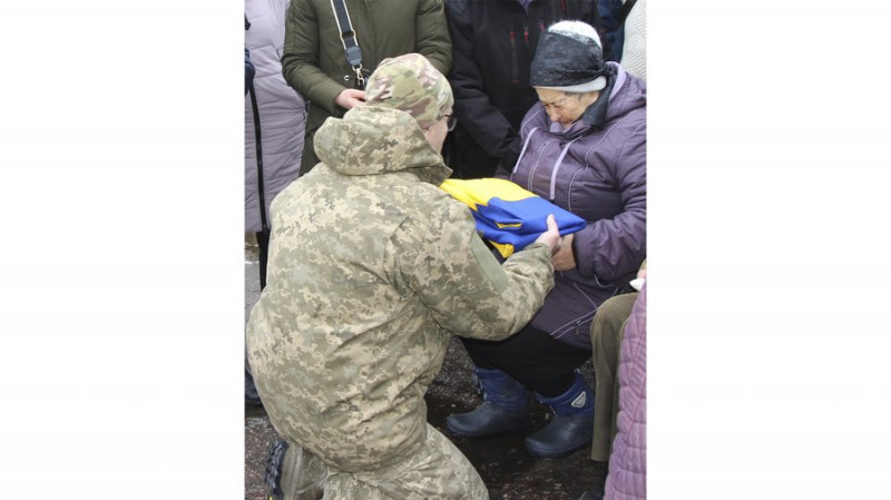 На Чернігівщині попрощалися з Дмитрієм Кліщенком та Віктором Лімазом, який рік вважався зниклим безвісти