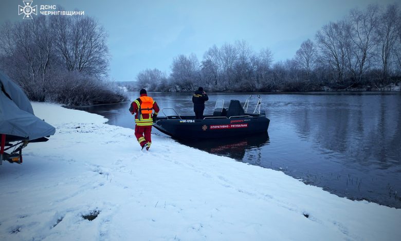 На Чернігівщині досі тривають пошуки потонулого 7-річного хлопчика