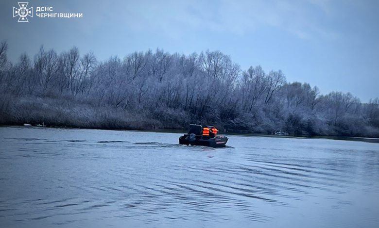 Пошукові роботи у річці Снов та річці Десна призупинено: 7-річного хлопчика досі не знайдено