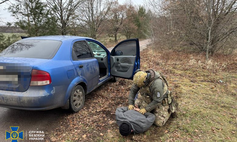 У Чернігові викрили злочинну групу, члени якої торгували зброєю, боєприпасами та вибухівкою (Фото)