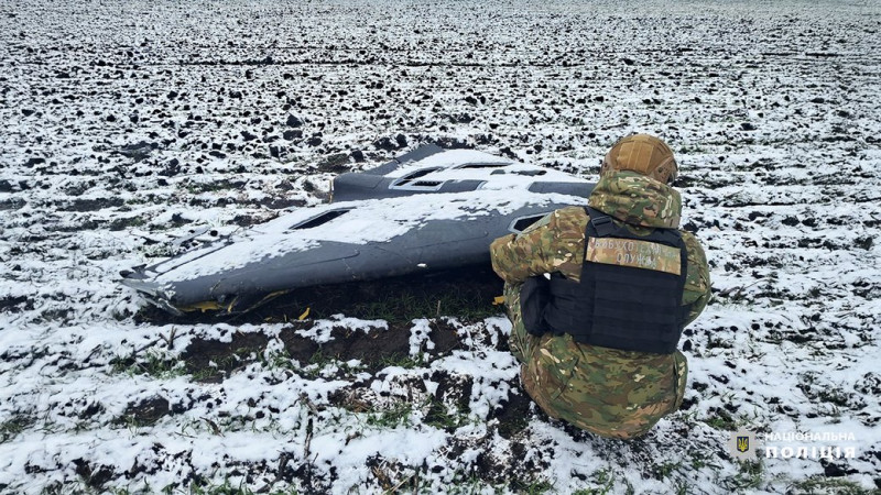 На Чернігівщині виявили та знешкодили бойову частину російського БпЛА, яка не здетонувала