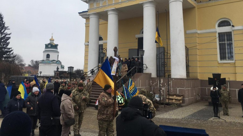 На Чернігівщині поховали Сергія Дроня та Ярослава Олійника, якого опізнали за допомогою ДНК-експертизи