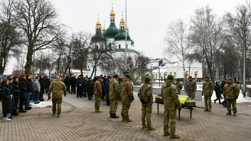 На Чернігівщині поховали загиблих захисників Андрія Пятачука та Анатолія Примушка