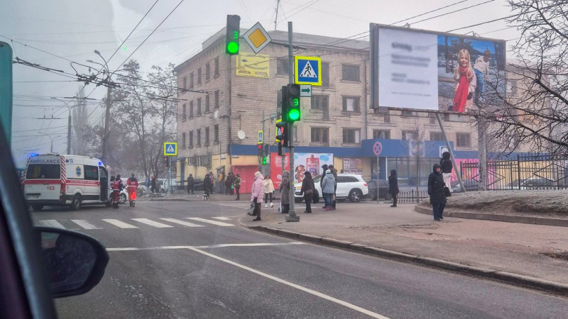 Загинула неповнолітня пасажирка: у Чернігівському районі на автодорозі "Київ – Чернігів – Нові Яриловичі" сталася ДТП