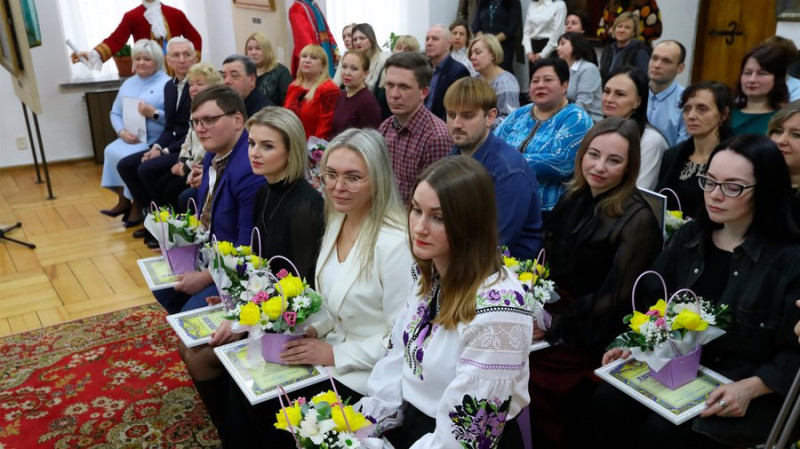 Четверо педагогів представлятимуть Чернігівщину на всеукраїнському конкурсі "Учитель року – 2025"