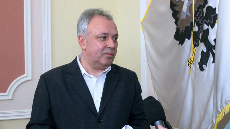 Депутати фракції "Рідний дім" ініціюють проведення позачергової сесії Чернігівської міськради