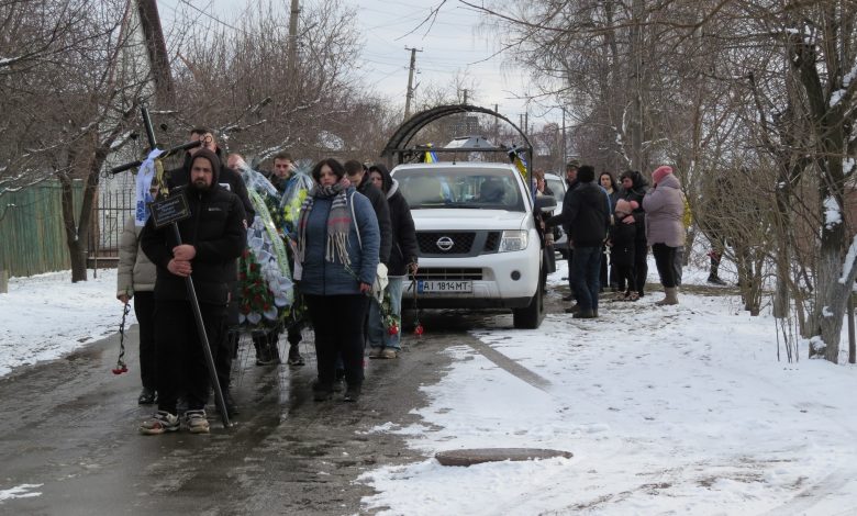 Козелецька громада попрощалася зі своїм Захисником